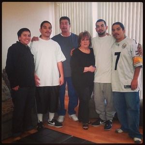 Meet your Posher, Mona